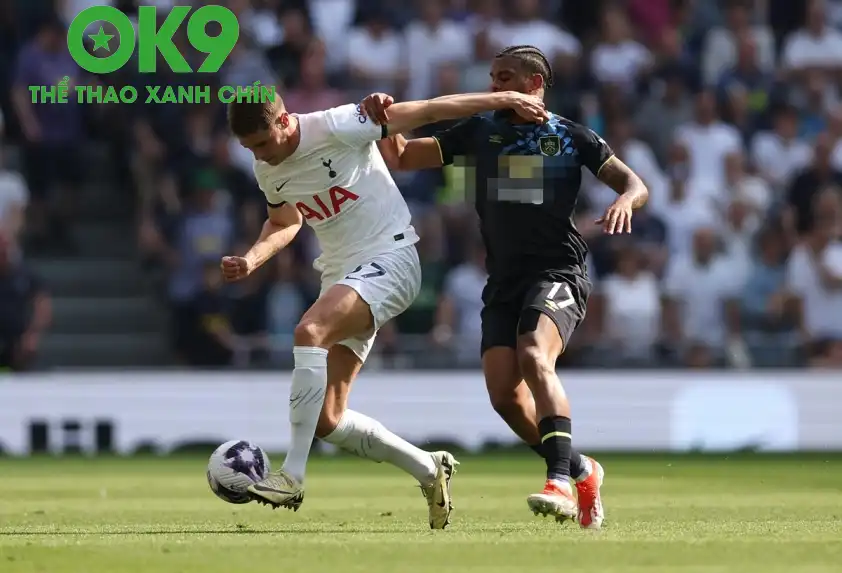 Tottenham đặt mục tiêu 3 điểm ở trận gặp Burnley. (Ảnh: Internet) Tottenham đặt mục tiêu 3 điểm ở trận gặp Burnley. (Ảnh: Internet)